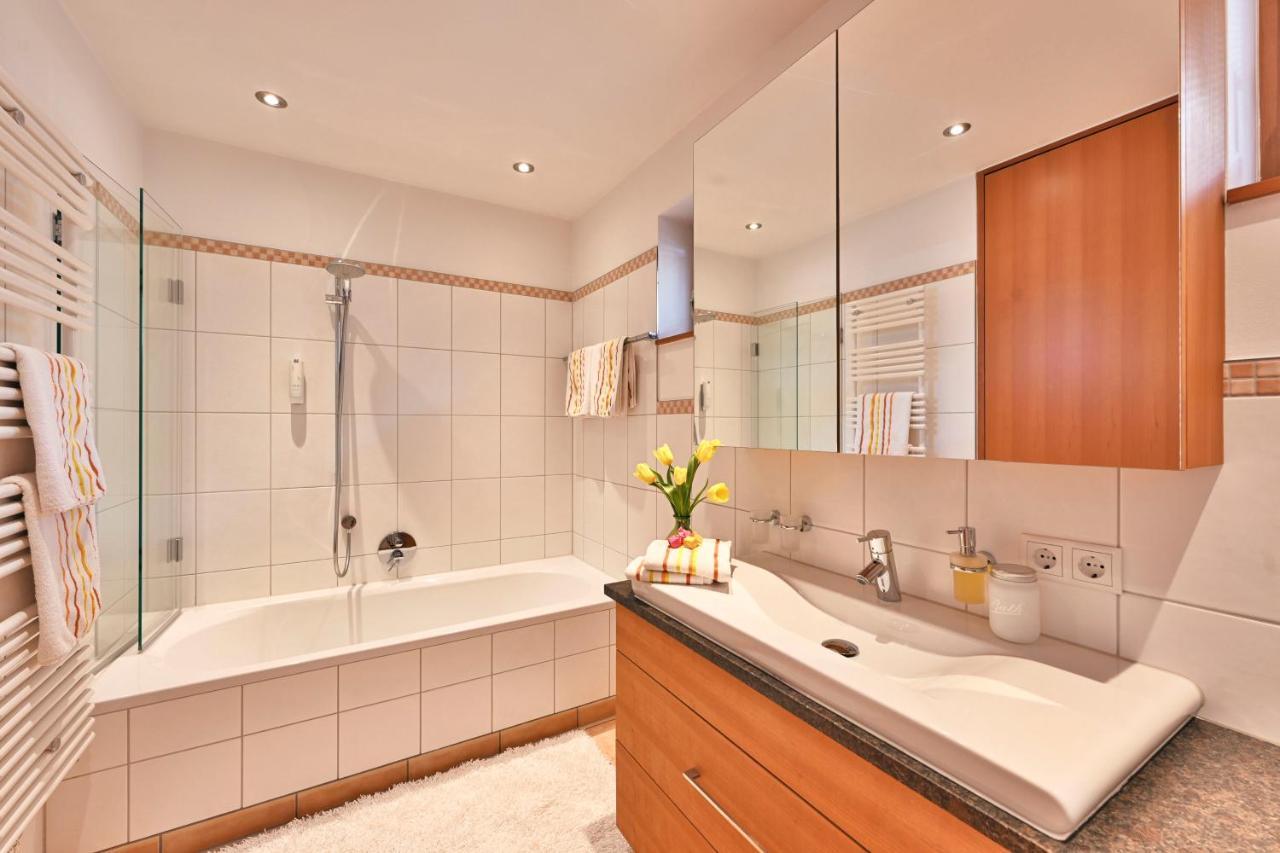 Appartements Haus Dr Muxel Лех ам Алберг Екстериор снимка