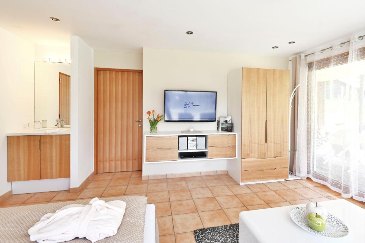 Appartements Haus Dr Muxel Лех ам Алберг Екстериор снимка